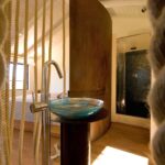 BATHROOM+2