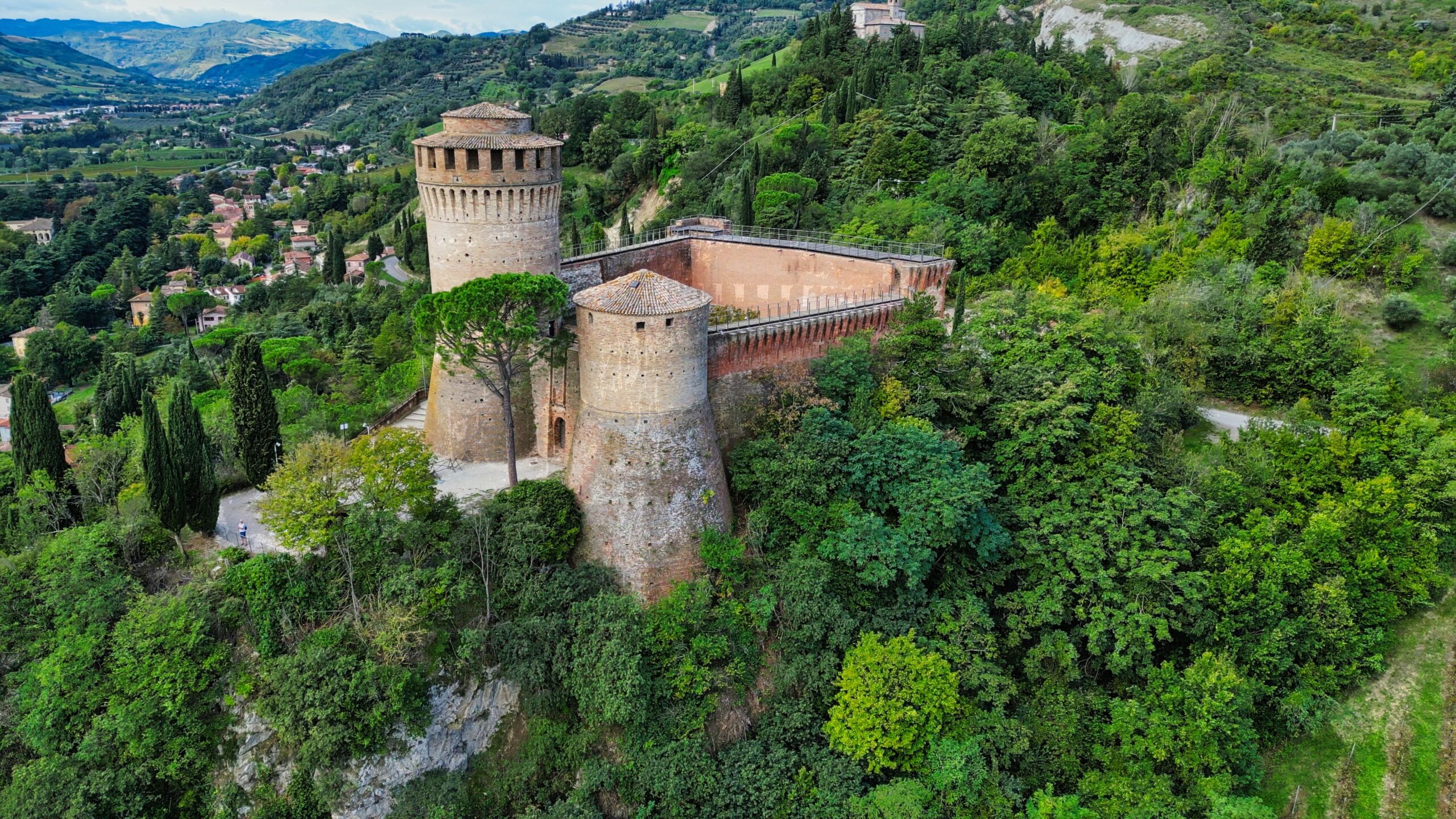 tsi-Questo borgo costa meno di quanto pensi